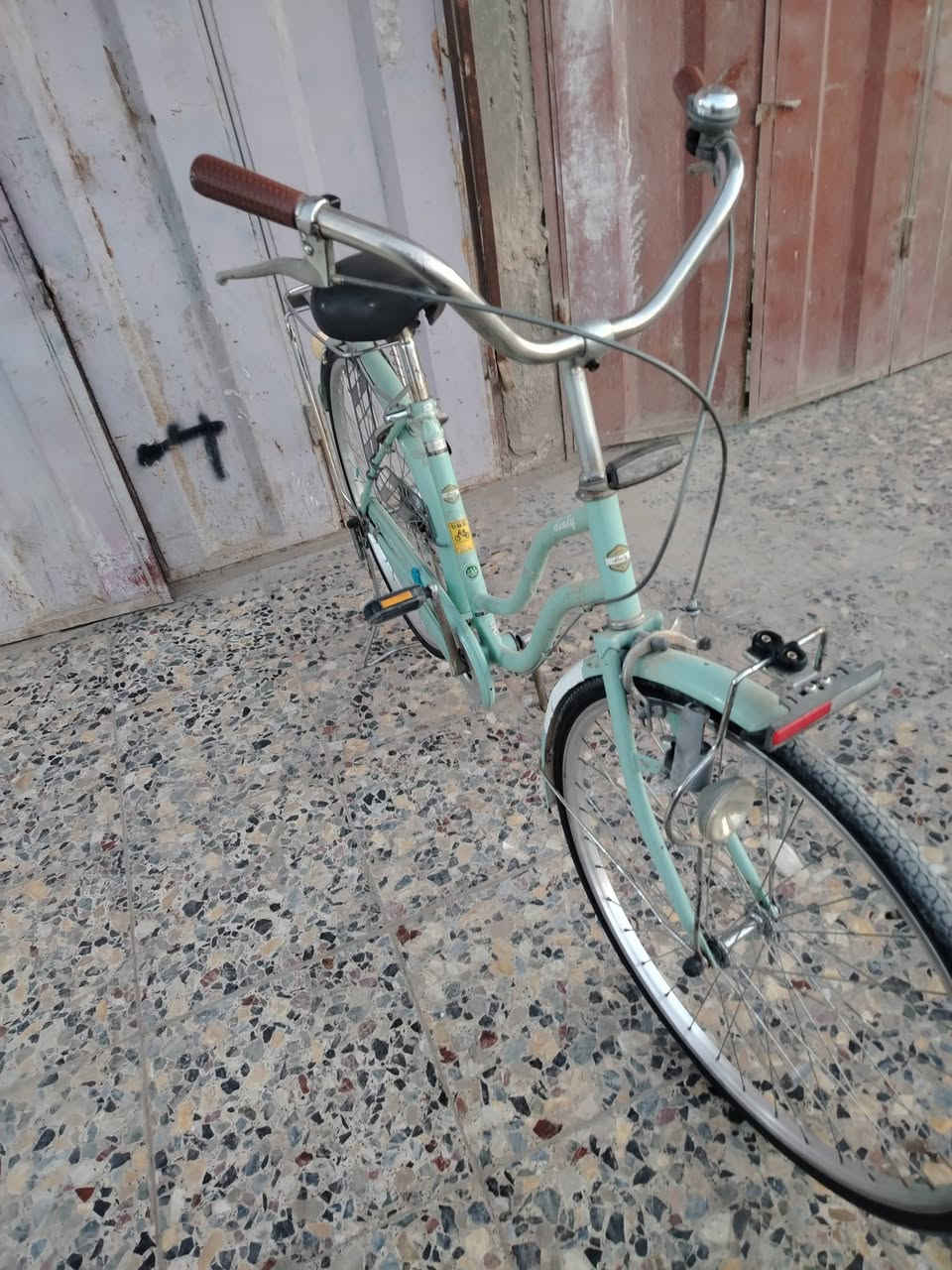 السلام عليكم باسكل باله 26السعر 120وبي مجال الطيبين


**إذا كنت صاحب هذا الإعلان وتريد حذفه لأي سبب، رجاءا أرسل رسالة إلى الدعم الفني**