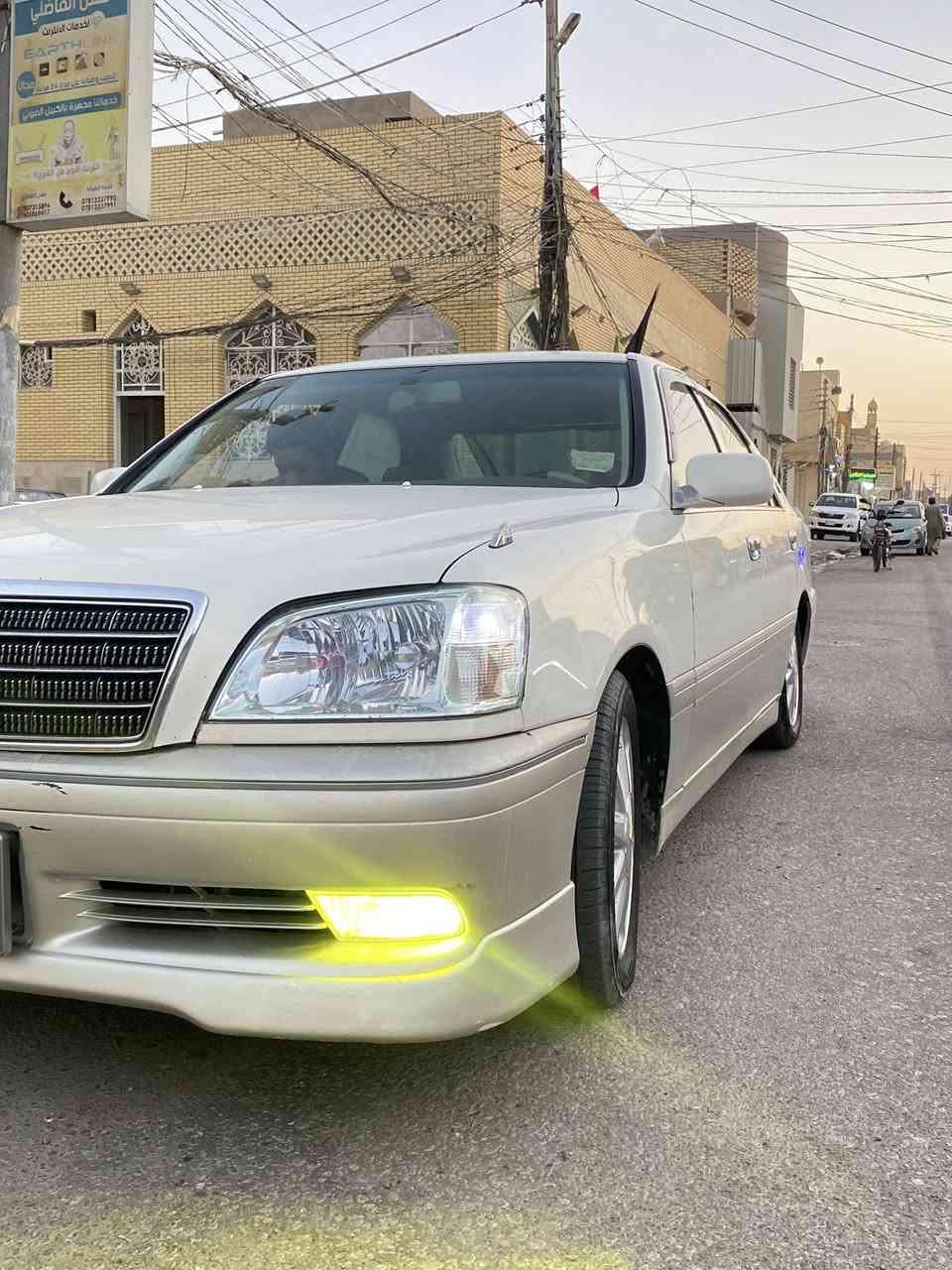 السلام عليكم ملكه كراون البيع مديل ٢٠٠٣. رقم كركوك مدفوع الكمرك كامل بس عل رقم باقي. موصفات شاصي ١٧٥دفورالجبير كرستال اصل تحويرت النجف فوك وجوه. دشبول النجف سياره جاهزه من كلشي.  مكفوله ماعده كفر بيها خلفي من اليابان سعر ١٠٥ وبيها مجال. مكان السياره النجف الاشرف. ***********
