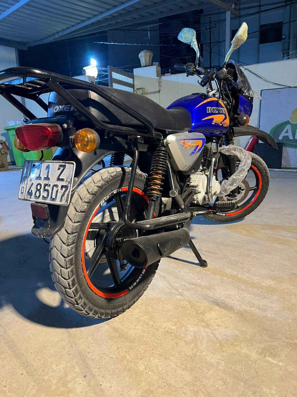 سلام عليكم بوكسرمرقمه رقم بغداد رقم نكليزي  الدارجه كامله مكمله مكينه ناعمه مجفته جديد مكان 
الدراجه مديل 2022
مكاني بغداد المنصور 
*********** وتساب ورصيد
