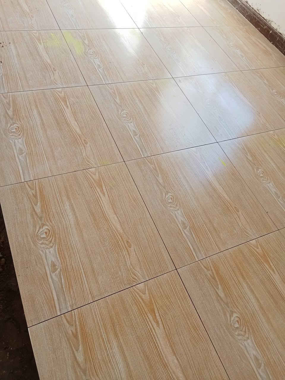 خلفه تطبيك متفرغ
ارضيات جدران سيراميك كاشي مرمر
***********
