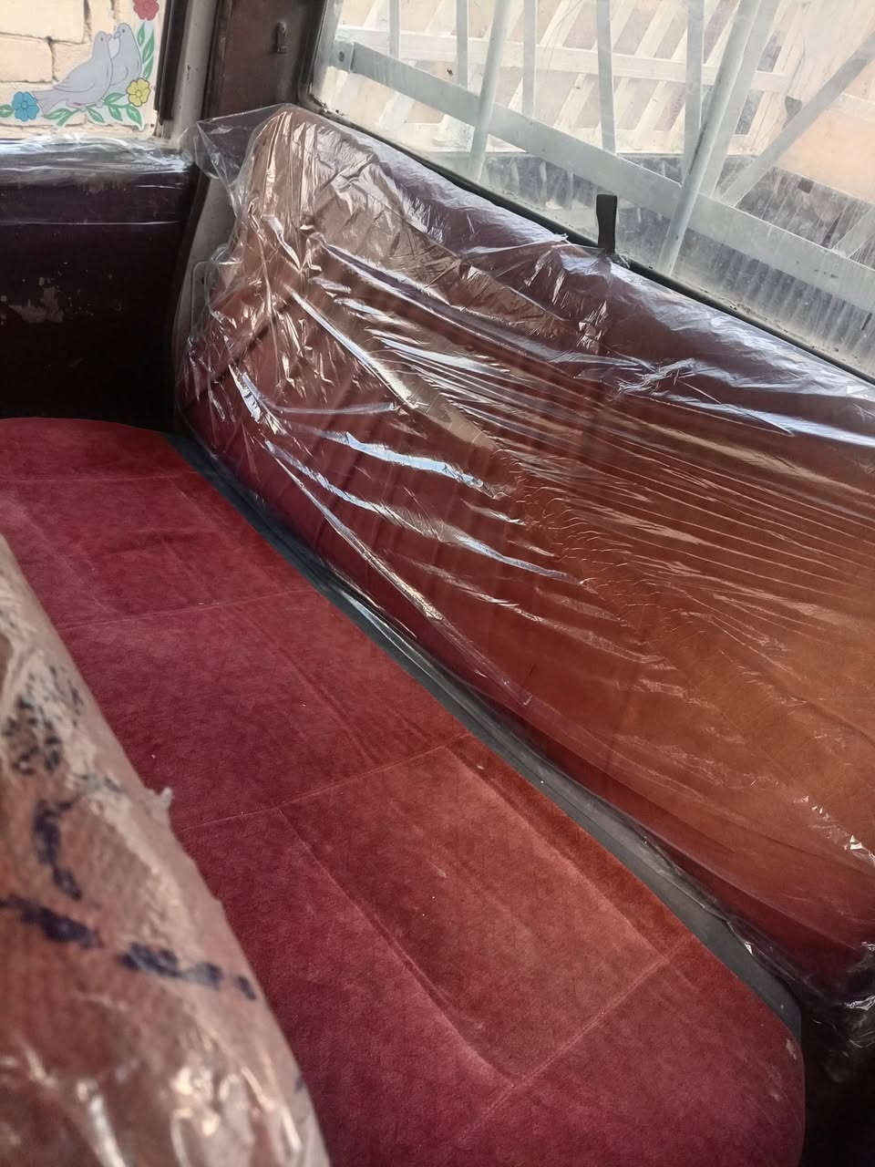 سلام عليكم خوان سياره نيسان للبيع موديل91كهربايات حداديه تخم تاير كله جديد سياره جاهزه مكينه وكير ثريواي السعر 33 وبيه مجال رقم الهاتف ***********
