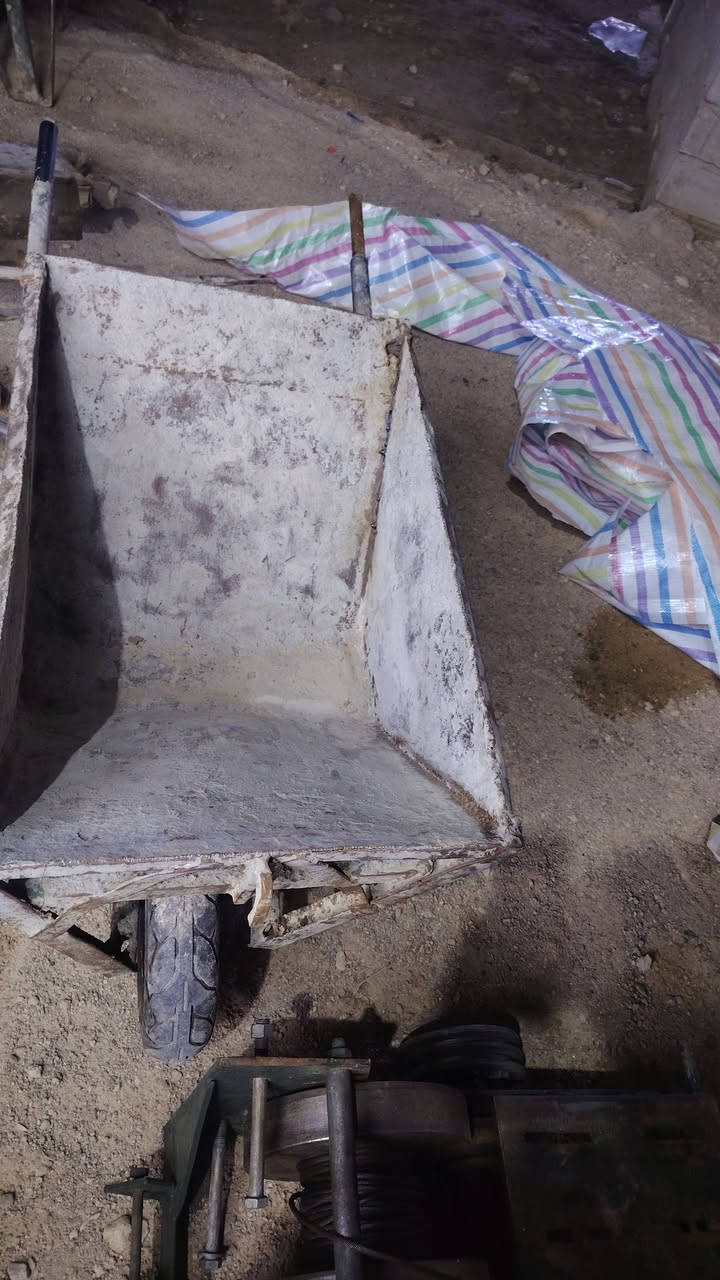 وين للبيع ثلث عربايه***********
