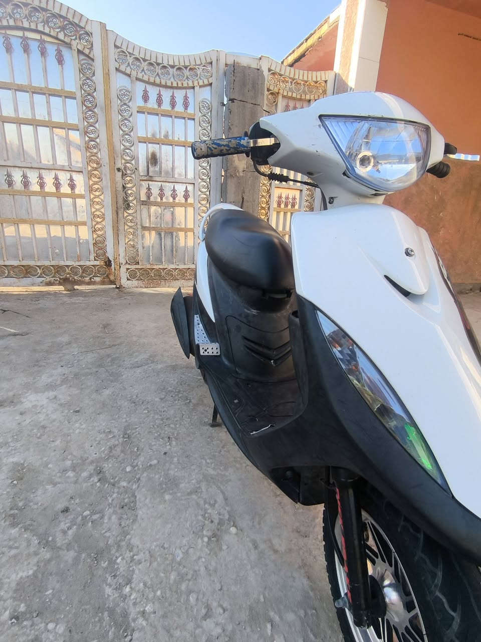 سلام عليكم دراجه ماكس عدله مكفوله من كلشي نضافه واحد علا واحد كفرات اصلي توني بولشه  ما مفتوحه شراط وين تروح تفحاص برقي ما مفتوح بيه  السعر 850 بيه مجال الطيبن


**إذا كنت صاحب هذا الإعلان وتريد حذفه لأي سبب، رجاءا أرسل رسالة إلى الدعم الفني**