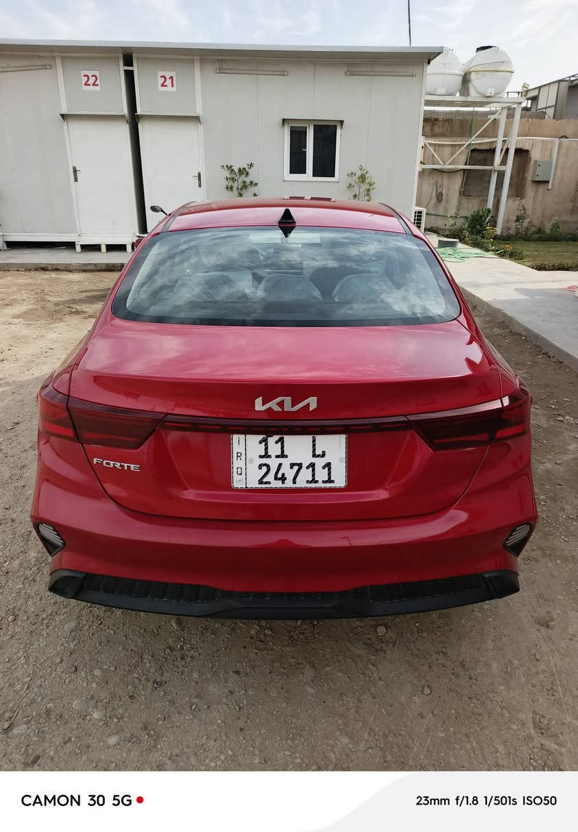 السلام عليكم 
كيا فورتي ٢٠٢٣ امريكي ليبل واحد ضرر بنيد نفسه مصلح وطعجات بصفحة السايق جاملغ خلفي صبغ  فقط قطعتين صبغ ماشيه ٢٨ الف ميل مواصفات نص فول رقم بغداد ترقيم جديد بسمي السعر ١٤٠ 
للاتصال *********** 
عنواني بغداد المشتل
