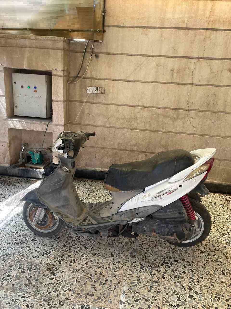سلام عليكم بيع دراجه سيام فايتر تفصيخ شنو تريد راسلني التاير الخلفي جديد هسه شاده
مكان الدراجه بغداد بلديات 
***********
