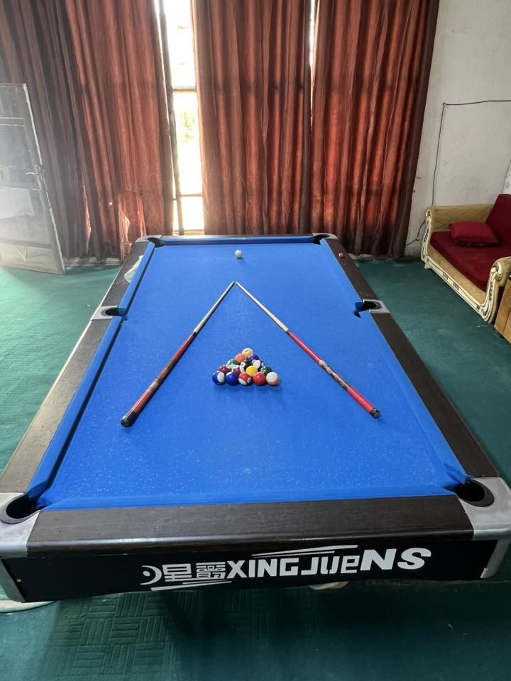 سلام عليكم  ميوزه العداد 2  للبيع نضافه 90 بلميه مال مستعجل السعر ع هذا رقم بيه وتساب او تصال ***********
