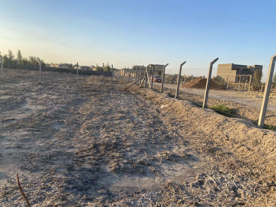 السلام عليكم دونم للبيع سند 25مداور ثاني يوم.  يبعد عن شارع دغاره 200متر مسيج BRC.   وجهه 50متر ونزال50
مكان /طريق دغاره مقابيل جامع زبيد 
***********
