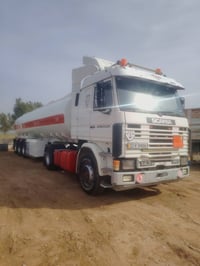 سكانيا للبيع محرك كير اكسل شرط محرك 0/8كير900 شاصي مضروب باج تانكي  دم...