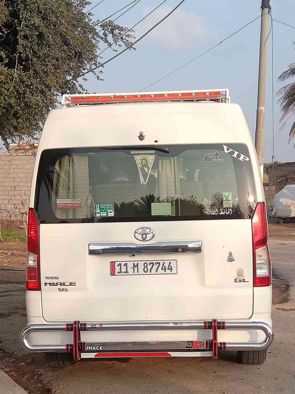 السلام عليكم 
للبيع هايسه موديل 22 فول كفاله عامه 
رقم بغداد بسمي كشنات كامله  مراوح اضافيه
  دوشمه سياره خير من الله 
الرقم ***********
