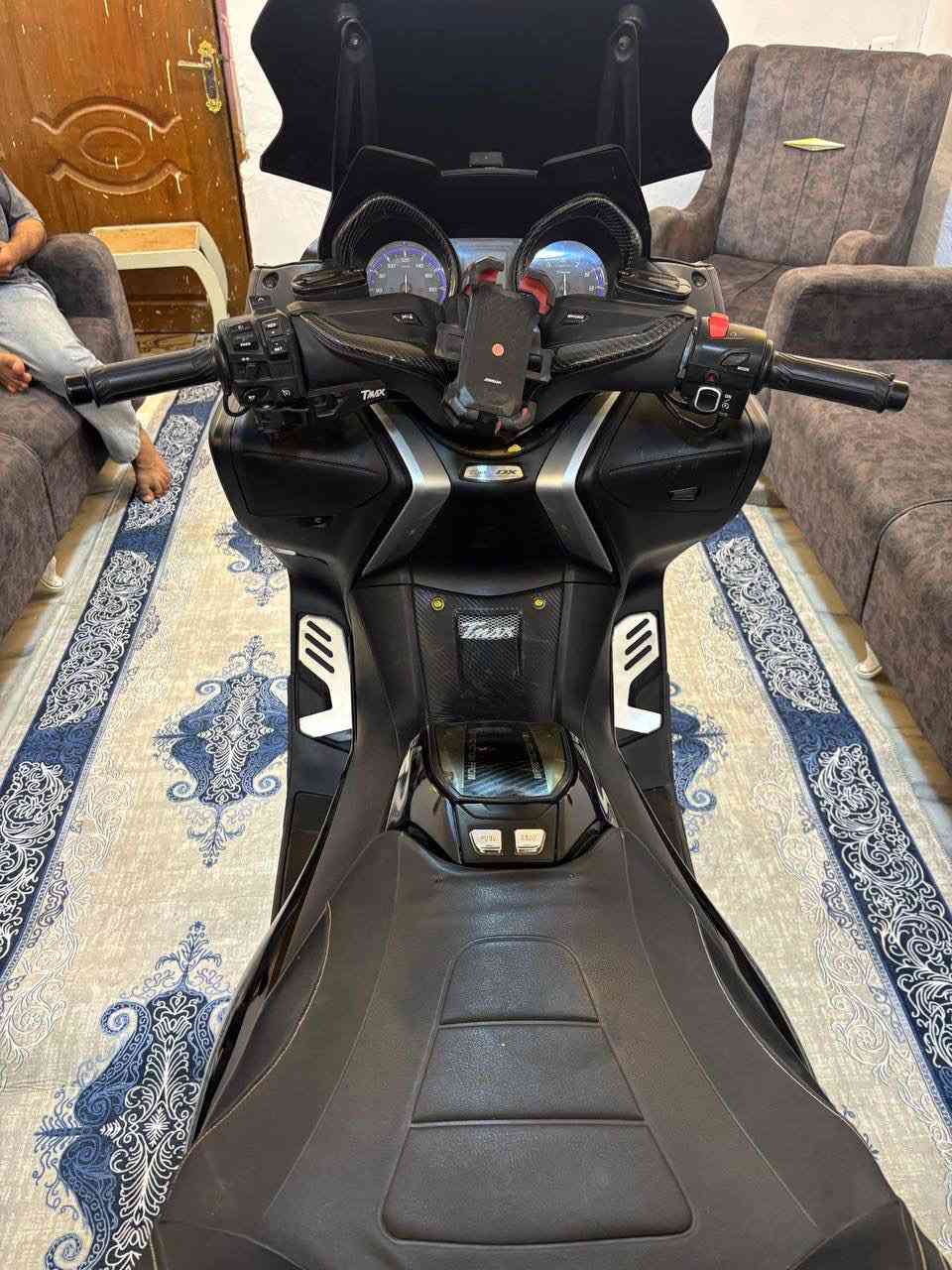 Tmax2019 وكاله الدراجه شوفت عينك ما نقصها برغي واحد وجيب وياك 50فيتر إذا كلك بيها خلل مكينه او شي تاخذها وتروح ممشاها 24الف شراي تعال خاص وتشلع عيوني مكاني بغداد 
الرقم:*********** واتساب او اتصل موجود 
تعال خاص و انطيك تفاصيل اكثر فول مواصفات 🛑
