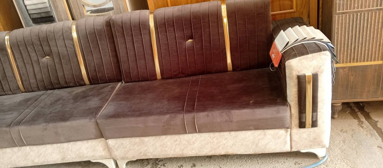 ديوانات مستعملات شي قليل نضافه فول 11 مقعد وبسعر مناسب العنوان تكريت شارع الزهور لحولي مقابل مدرسه كنوز لهليه مجاور مجمع رداد للنشائيه 

للاستفسار اكثر تصال على الرقم الهاتف او مراسله ع واتساب 
***********
***********
