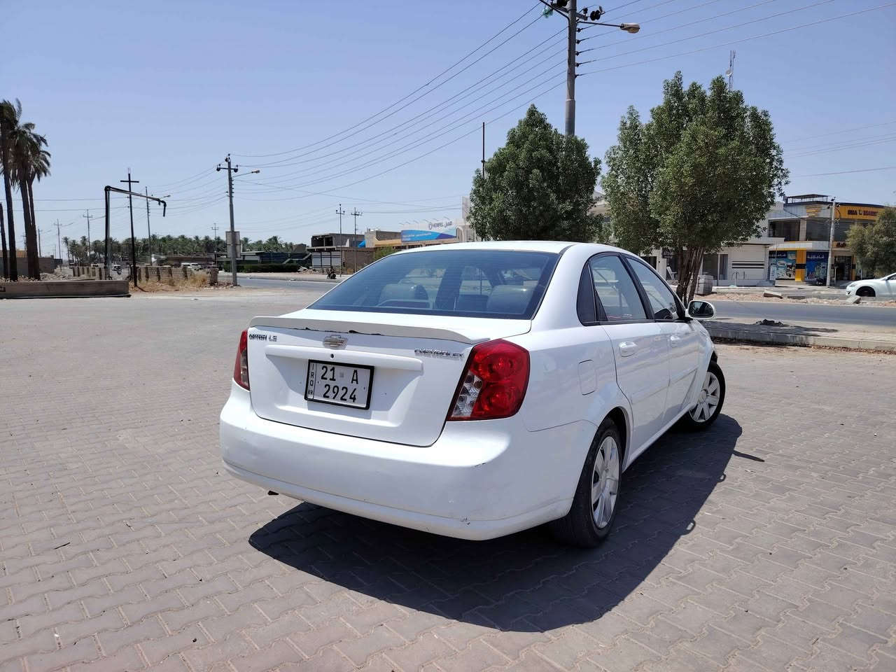 سلام عليكم 
***********
اوبترا موديل 2013 كير اوتو جديدة
رقم سليمانيه شرط تحويل غرامة 
سنوية جديدة لل 2029
محرك كير شرط بدون برغي نقص 
صدر حدادية جديد 
تبريد ثلج بشرط 
تخم تاير جديد 
دواخل كاعيات دوشمة جديدة
سيارة مرتبة مال بيت بدون نقص اي شي سونار جديد ويه صور كلشي موضح بي
بوليش جديد درجة اولى 
(سياره بدون اي نقص)
شرط تحويل ثاني يوم رقم وسنوية وكلشي جديد
سعره 94 ورقه وبي مجال بسيط حك الجية 
مكان سياره خانقين خناقين, ديالى
