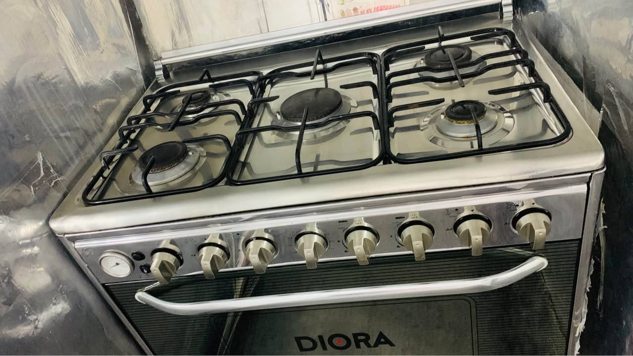 طباخ ماركة ديورا Diora الاصلية باب الاول نظيف جدا 
شرط شغل كافة عيون و الفرن
تەباخی دیۆرای ئەسڵی زۆر خاوێن و پاک
بەگرەنتی هەموو شتێکی ئیشەکا
٠۷٥٠۳۸۷٤۳٥۹
248.000 كركوك, العراق


**إذا كنت صاحب هذا الإعلان وتريد حذفه لأي سبب، رجاءا أرسل رسالة إلى الدعم الفني**