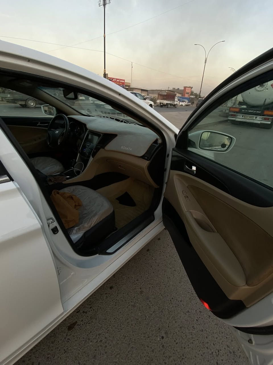 السلام عليكم سوناتا ٢٠١٤السياره حادث جاملغ وبنيد بدون دواخل كله ليبل واحد وكير مكينه حداده تبريد مكفول كشنات تدفئه تبريد فتحه بصمه شفتات شاشه جلد فول للاخير كشن كهربا معروضه ب١١٣بيه مجال رقم بغداد سنويه جديده مكانه بالحله بالمركز رقمي ***********
