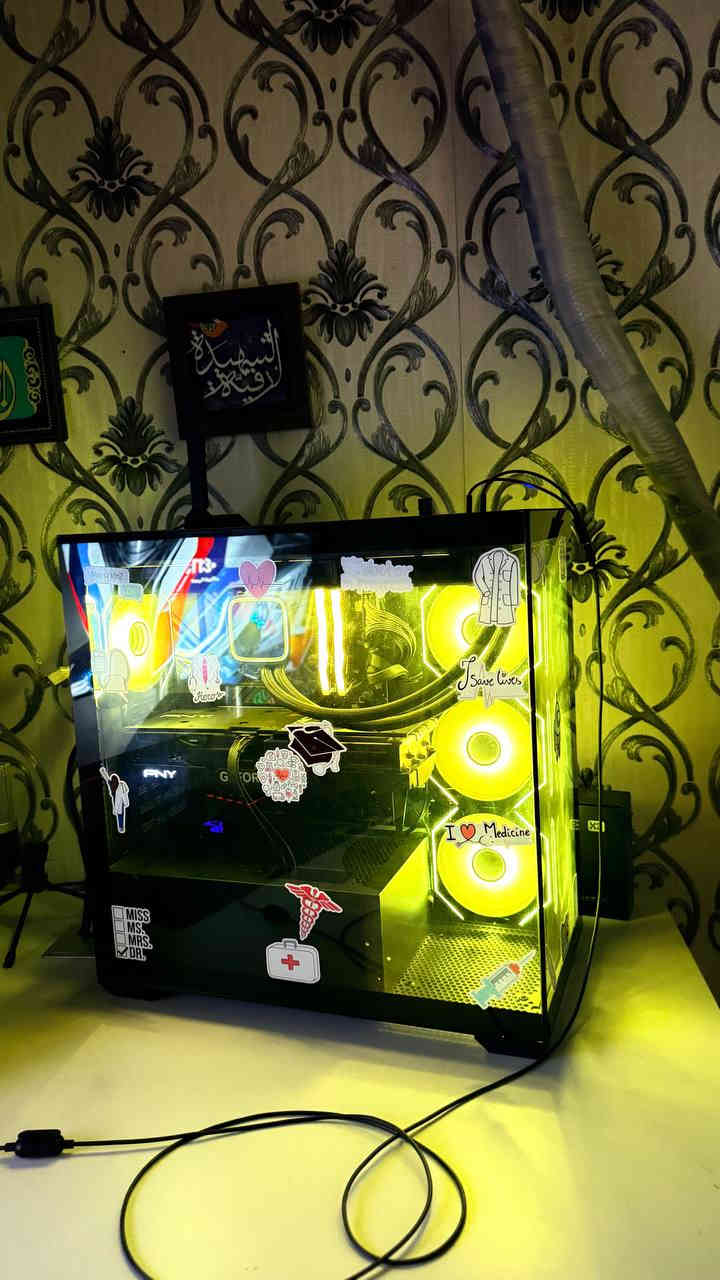 السلام عليكم حاسبه للبيع مواصفات قويه السعر 4 ملاين وبيها مجال بسيط . مكاني بغداد . *********** 

المواصفات :

i7-14700KF

DEEPCOOL LS720 SE DIGITAL 

RTX 4070 TI SUPER 16GB PNY

ASUS ROG B760-F PLUS WIFI 

Ram 32GB 2x16GB 6000mhz RGB T FORCE

M.2 1TB KINGSTON NV3

NVME 2TB NM620 LEXAR GEN3

Psu 750W GOLD SEGOTEP

SAMA SV-01

الشاشه :samsung G7 28

mouse :GIGABYTE AORUS M6

DEEPCOOL KEYBOARD KG722 

سماعات : LOGITECH G PROX7.1 HEADSET

UPS : FARBER 1KVA ONLINE
