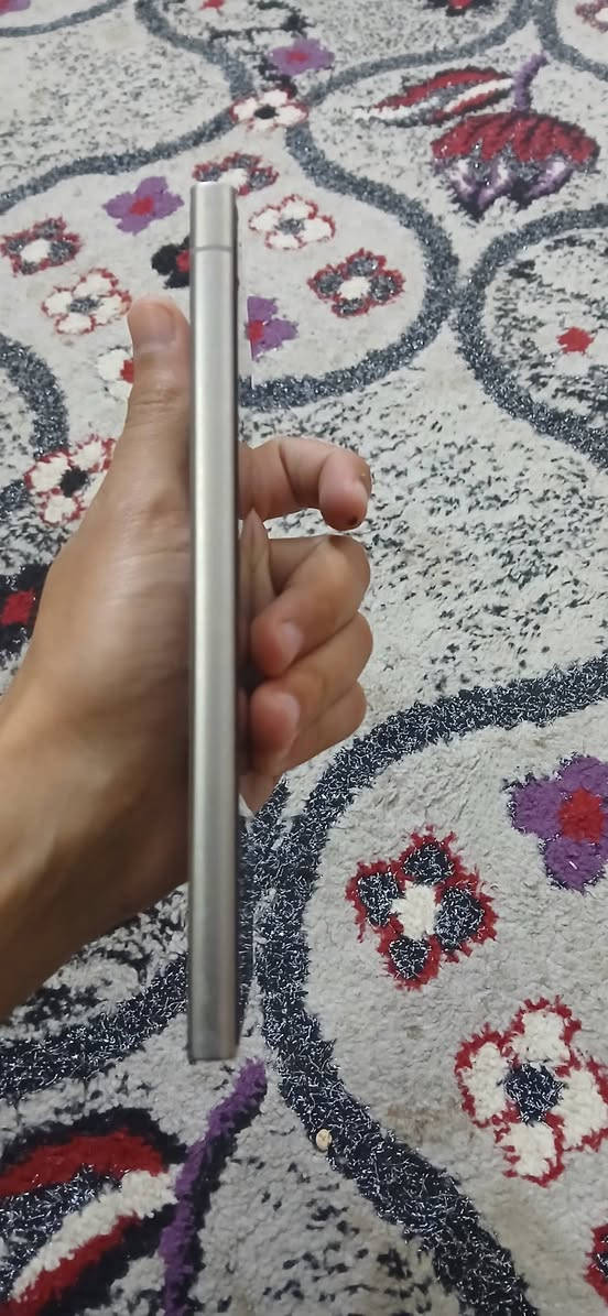 اس 24 الترا جهازي الشخصي رايد ابيعه نظافته 100% مابي شخط الجهاز ما مفتوح ولا مبدل بي اي شي وكالة كريستال الي بالحلة ونظيف اكثر من الي بالصورة وياه كفرين ووياه كيبل وكارتون مالته موجود بسعر 975 عنواني الحلة/قرب العلوية شريفة رقمي ***********
