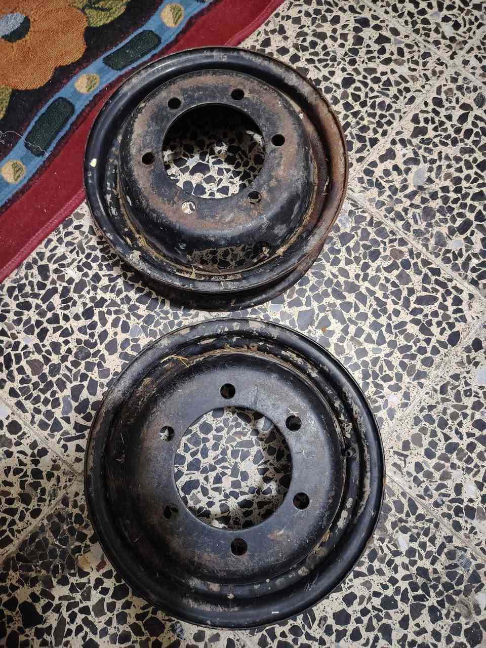 السلام عليكم للبيع ويلات 13 مال فحل السعر 50 وبيهن مجال رقم الموبايل ***********
