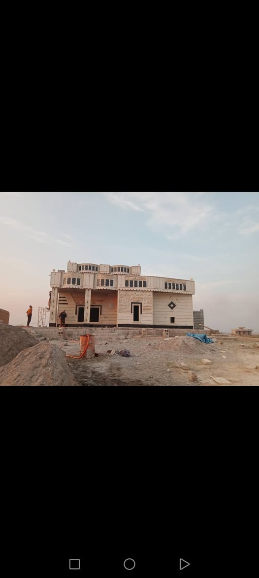 السلام عليكم
كادر حجر حلان كرسته وعمل كافه انواع الواجهات ولكوبنات بسعر مناسب ***********
