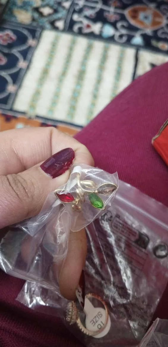 شلعه محابس 25قطعه بيهم واحد مختوم 925كلهن ب15


**إذا كنت صاحب هذا الإعلان وتريد حذفه لأي سبب، رجاءا أرسل رسالة إلى الدعم الفني**