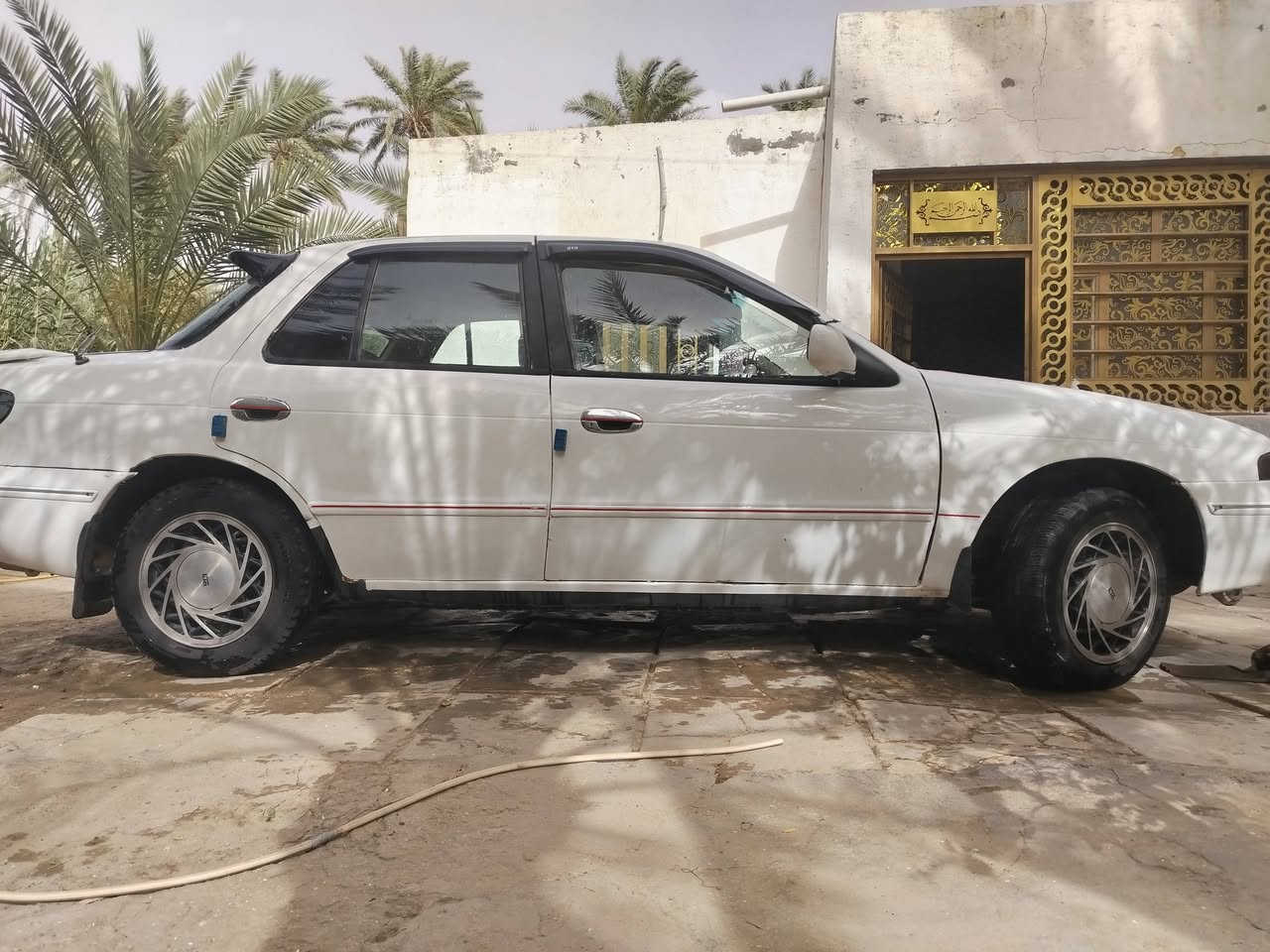 ااسلام عليكم كيه سيفيا رقم بغداد تحويل مباشر مشتري من راعيها انه سياره حلوه وجديده بدون ضربه بيها بس باب العبري الوره يرادله صبغ مكينه جديده كير عادي جديد ترايك 140شرط تبريد شغال عوزه بس غاز كهربائيات كله شغاله سياره متعبانه حلوه وجديده السعر 30مكاني ديوانيه ***********
