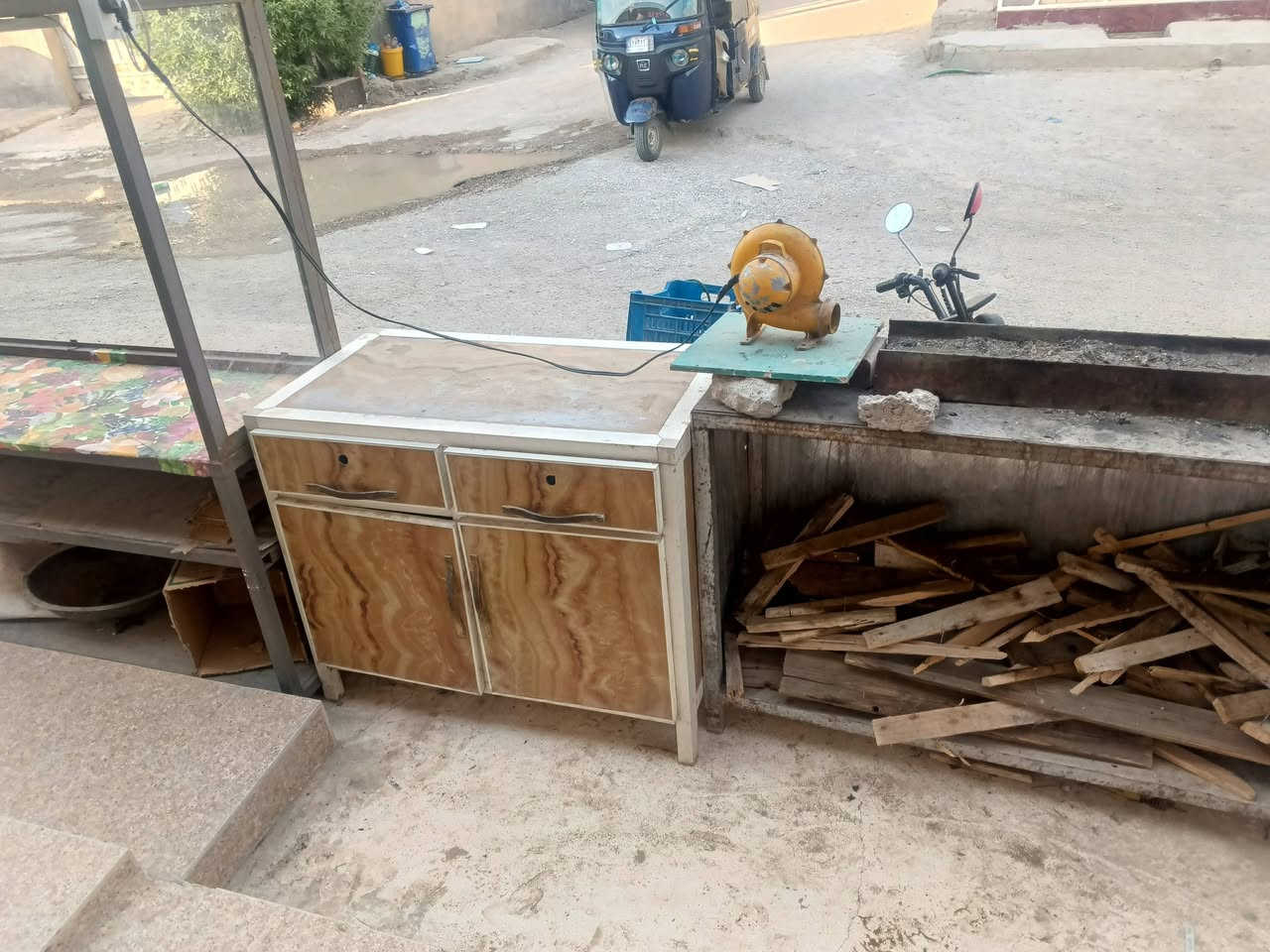 يوجد غراض مطعم البيع في منطقت العزات  محلات ابو خلدون


**إذا كنت صاحب هذا الإعلان وتريد حذفه لأي سبب، رجاءا أرسل رسالة إلى الدعم الفني**