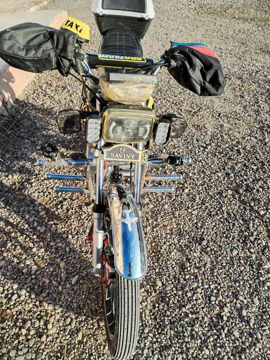 السلام عليكم
يوجد ماطور موديل 24
محرك مامفتوح السعر 
650 بي مجال للستفسار 
***********
