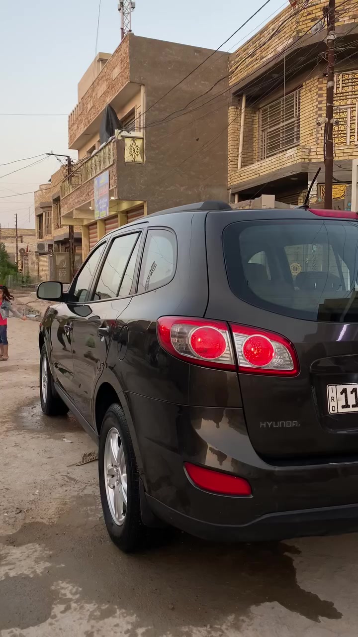 السلام عليكم سنتـافيا 2012ضرر جاملغ ايمن وجزء قليل من البنيد رقم بغداد باسمي السعر 138مكاني بغداد الرئاسة العبيدي ***********
