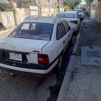 اوبل فكترا محرك 1600 بغداد كير عآدي موديل 1990 بدون تبريد بااسمي سنويه...