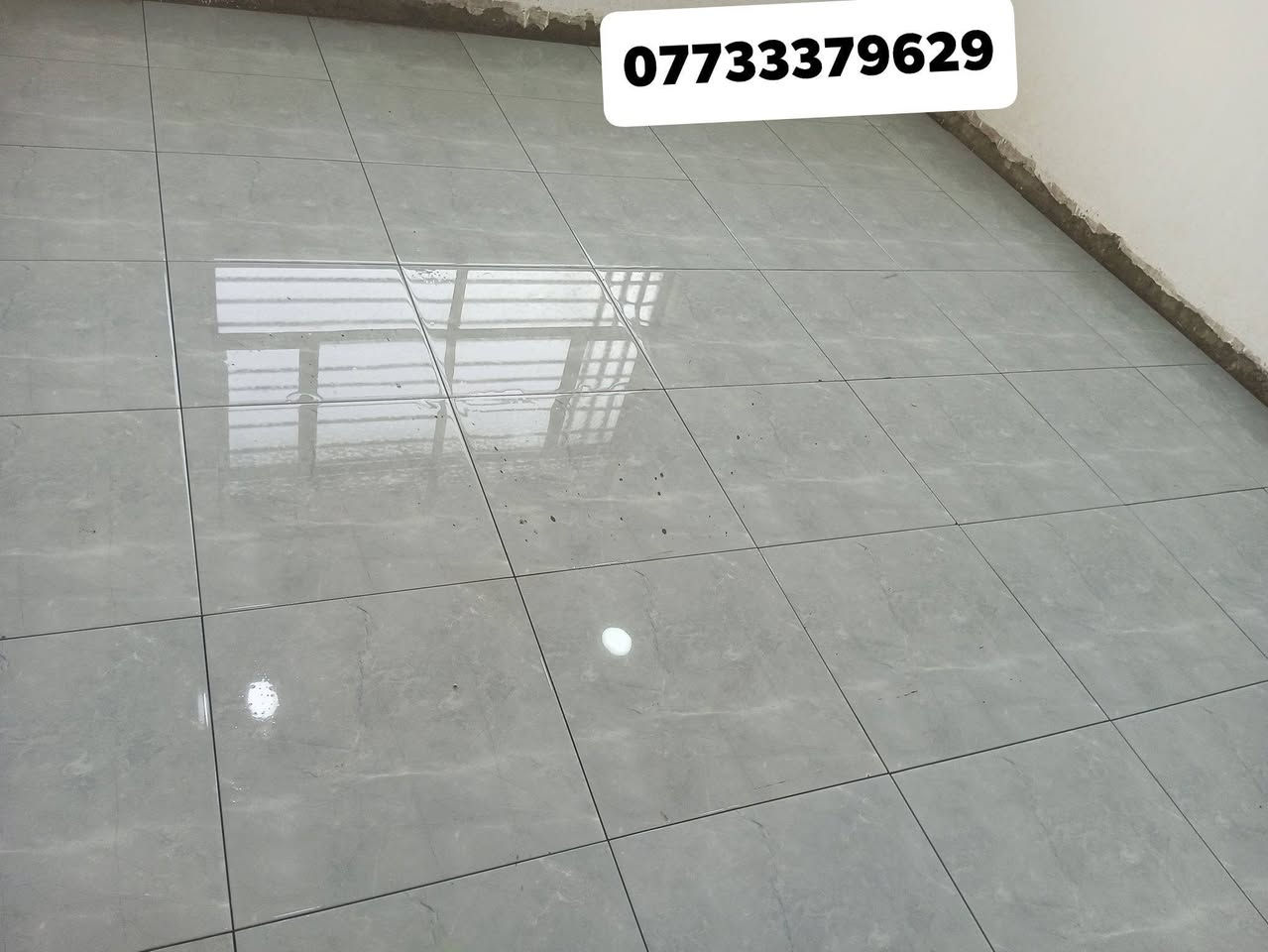 تطبيك كافة أعمال السيراميك وأرضيات الكاشي والمرمر والكرانيت والبورسلين والدرج وأعمال الترميم وعمل لوح البورسلين شغل درجه اولى كادر ثلاث خلفات مكان العمل محافظة بغداد 
***********    واتساب مفتوح
