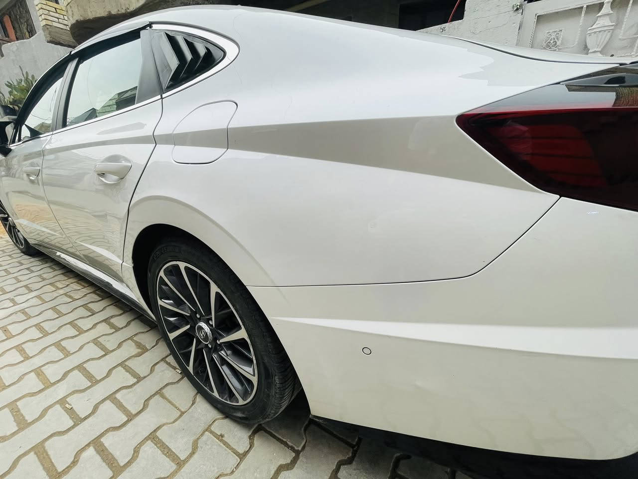 السلام عليكم سوناتا 2022 لمتد اعلى فئة بالمواصفات رقم اربيل باسمي تريد  تحويل تريد وكاله للبيع او المراوس 
 
مكاني بغداد للاستفسار *********** 
1.بنوراما
2.بصمة وبصمة ابواب 
3.تشغيل عن بعد 
4.تقديم وترجيع بالبصمة
5.رادارات امامي خلفي جانبي 
6.كاميرات 360 درجة
7.داتا شو 
8.تبريد كشنات
9.تدفئة كشنات
10.تدفئة ستيرن
11.شاشة عدادات ديجيتال
12.شاشه كبيرة تعمل بنظام ( ابل كار بلي واندرويد اوتو )
13.دبل جام (لتعزيز العزل) 
14.مكينة 1600 تيربو 
15.لدات امامي خلفي 
16.كشنات جلد  
17.حساسات خلفيه
18.داخله لونين 
19.فتح صندوق ذكي 
20.بصمة ابواب لمس 
21.تحديد مسار 
22.قيادة ذاتيه
23.اوتو بارك
24.سستم صوت سماعات عدد 12 سماعه 
25.دمامات صوت من شركة BOSS الالمانية
26.انضمة قيادة عدد 4 ( سمارت/ سبورت / كوستم / سمارت )
27.لد داخي متغير ب 360 لون 
28.خزن كشنات
29.نظام ترحيب
30.اريل نفكيتر
31.تبريد منفصل المناخ 
32.نظام تبريد اوتو ( عند الاتصال ينخفض مستوى التبريد لعزل الضوضاء )
33.لايتات امامية اوتو عند تشغيل العالي والناصي وعند التشغيل والاطفاء
34.ماسحات اوتو عند المطر 
35.كروس سرعة 
36.توقف ذاتي عند الاقتراب من الخطر ( مانع تصادم )
37. كير 8 نمر at
38.شفتات ستيرن 
39.ويل 18 انج
40.قياس ضغط الاطار 
41.شحن لاسلكي
42.جام الاماميات اوتو 
السياره حادثه جاملغ كدام عينك وين ما تريد افحصه كير مكينه مكفولات تبريد مكفول والسياره ما بيه اي نقص مكان بغداد الإسكان قرب كليه العلوم الاقتصاديه السعر 185وبيه مجال ان شاء الله *********** 
***********
