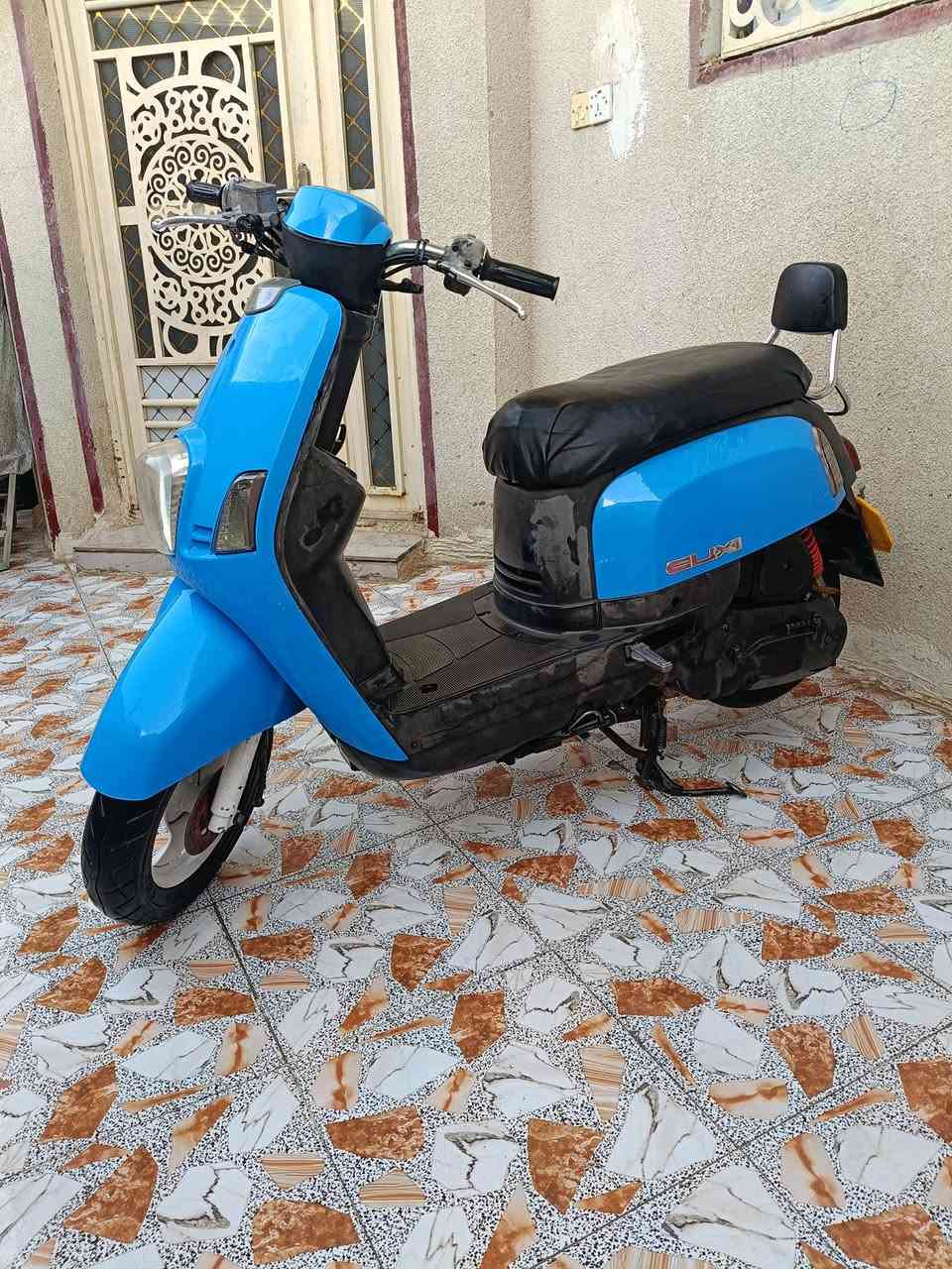 دراجه بوليسي كابريتر للبيع
مكفوله من البرغي كشر ومكينه 
السعر 700 وبيها مجال شي قليل 
مكان كربلاء حي العسكري 
للتواصل ***********
