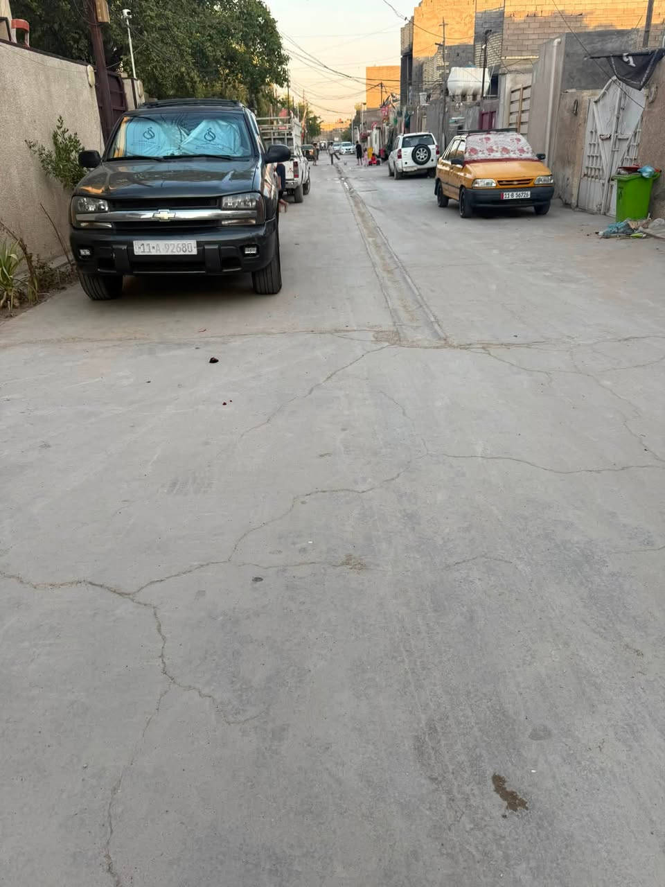 سلام عليكم بيت للبيع مساحه 200متره 10في 20قريب على شارع رايسي نوع للعقار سند اصفر موقع حي البساتين بحي سلام ***********
