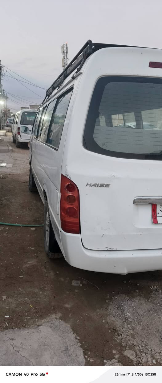 سلام عليكم للبيع اج وان موديل ١٤ سياره موصليه بسم رعد مكينه فوري واي بيه دخان صدر تعبان ماعده لمشط سياره شوفت عنيك سنويه موجوده ابيع بدون مراوس مصبوغه حزام سياره كلشي شغال بيه كهراباء مابيه نقص كلوب سعره ٣٠ وبيه مجال هذا رقمي بيع بدون مراوس *********** مكان واسط عزيزيه
