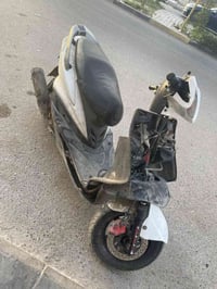 سكنز فحل كابريتر  كهربائيات كلها شغاله  نقصها بجم وترايش مكينه مفتوحه ...