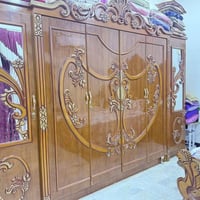للبيع غرفه اخشاب نجارا نظيفه  ستفسار 07831160215