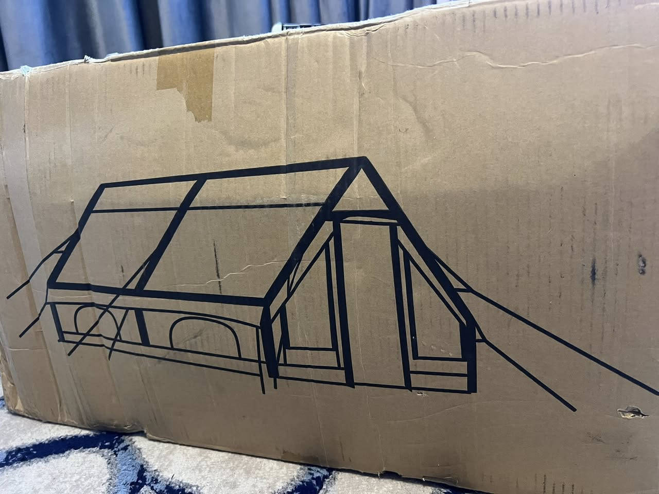 انطوني سعر لهل خيمه ووياها بم
طولها ٤٠٠
عرض ٣٠٠
ارتفاع ٢٠٠
مساحتها ١٢ متر مربع 
وزنها ٢٢ كيلو


**إذا كنت صاحب هذا الإعلان وتريد حذفه لأي سبب، رجاءا أرسل رسالة إلى الدعم الفني**