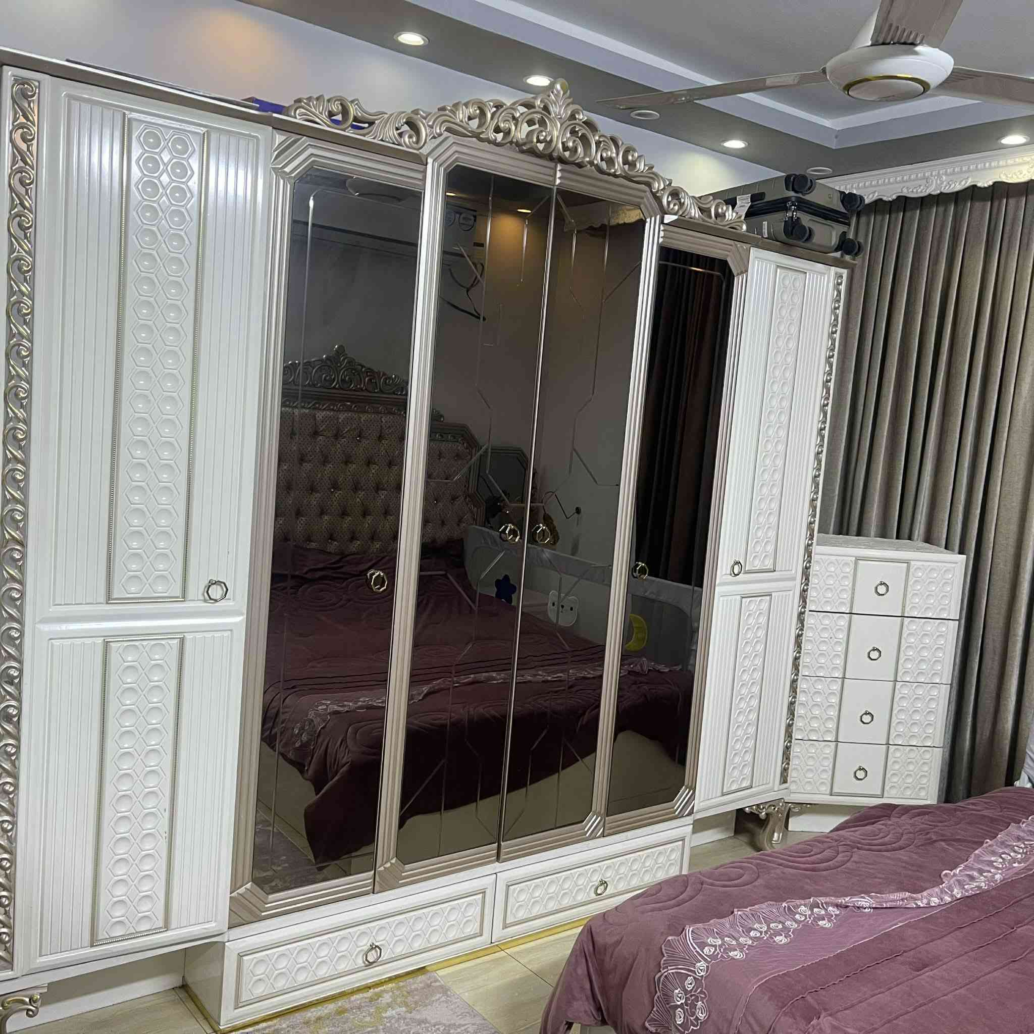 مساء الخير غرفه تركيه للبيع 
نظيفه وجديدة 
اشتريتها من القاسم للأثاث ٢٢ ورقه 
اريد ابيعها بمليون ٣٠٠ وبيها مجال بسيط
عنواني بغداد


**إذا كنت صاحب هذا الإعلان وتريد حذفه لأي سبب، رجاءا أرسل رسالة إلى الدعم الفني**