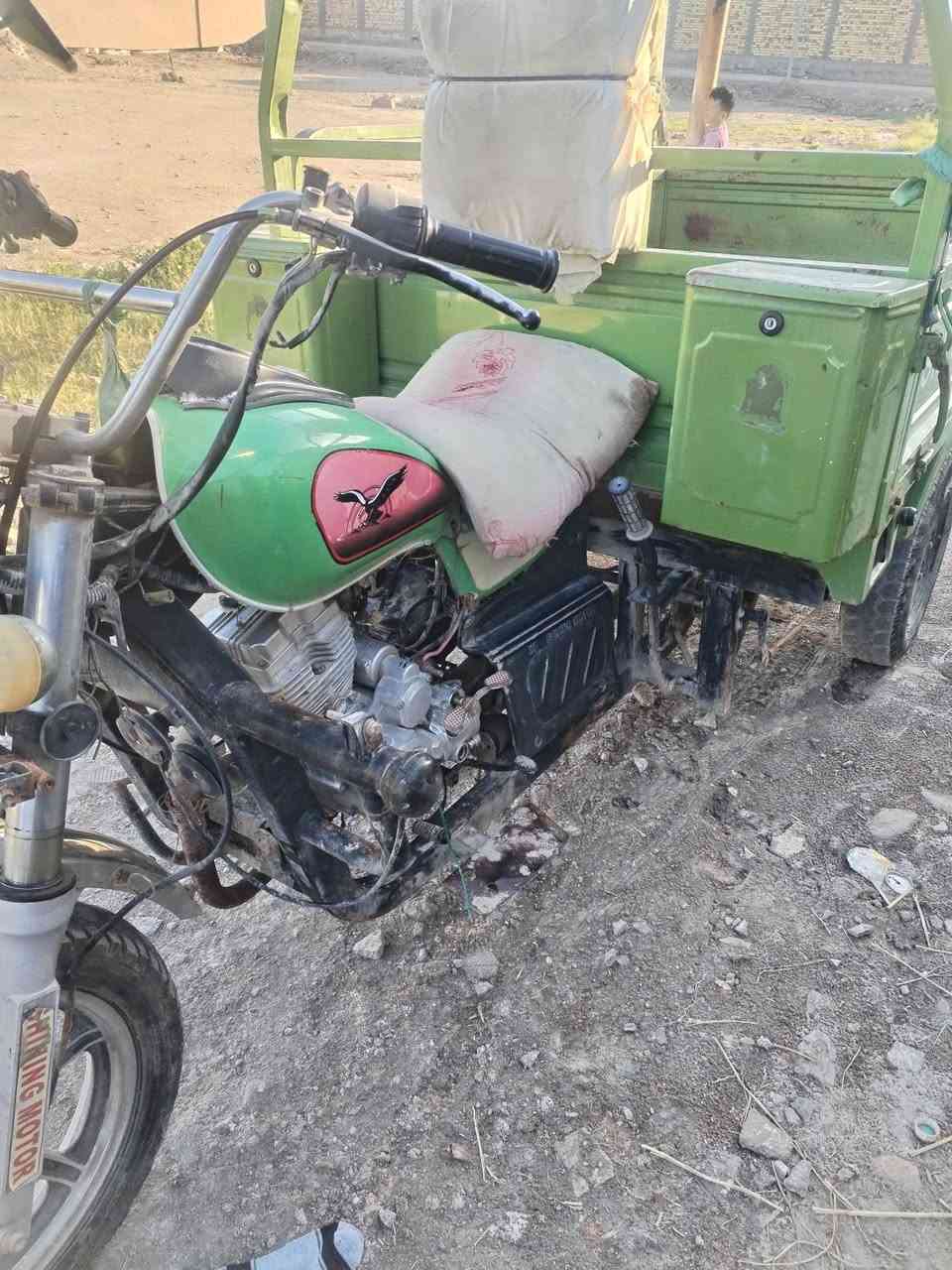 سلام عليكم ستوته البيع موديل 21 أوراق اصولي محرك مفتوح مجفت جديد تريد ترتيب السعر مليون و نص وبيه مجال مكاني بابل محاويل ناحيه المام ***********
