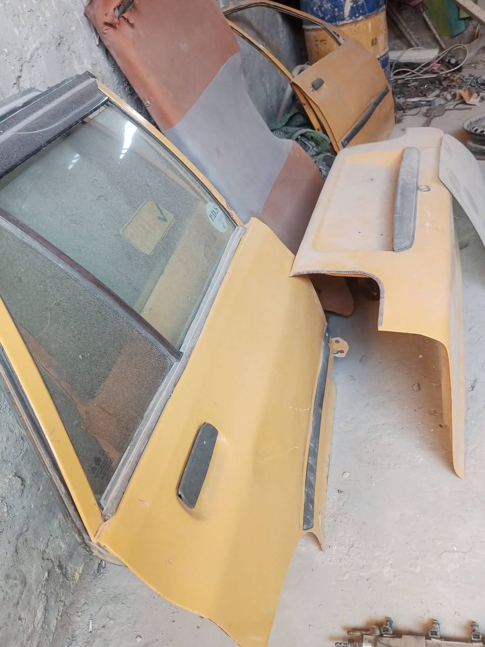 غراض تفصيخ سايبا لبيع قيم وخذ صارنصه راديتر ويل بيبان محرك كير جنطه عنبار بريك ماطور ماسحات دبلات لوره بخاخات دركه لدوره  لاتصال***********
