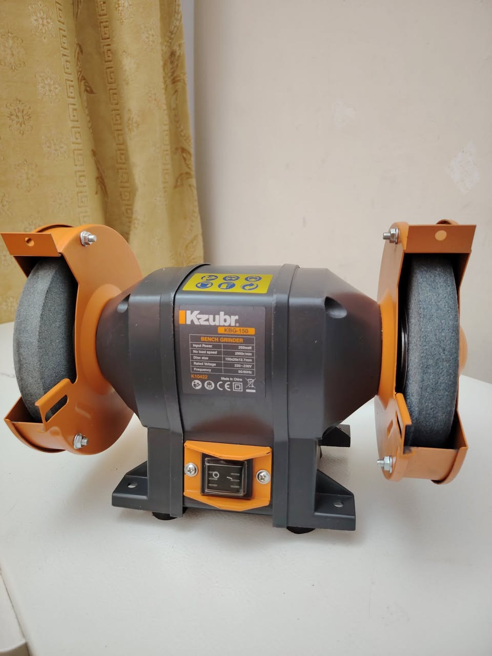 مكينة مسن سكين جديدة مع كامل ملحقات سعر 75 عنواني موصل الايسر


**إذا كنت صاحب هذا الإعلان وتريد حذفه لأي سبب، رجاءا أرسل رسالة إلى الدعم الفني**