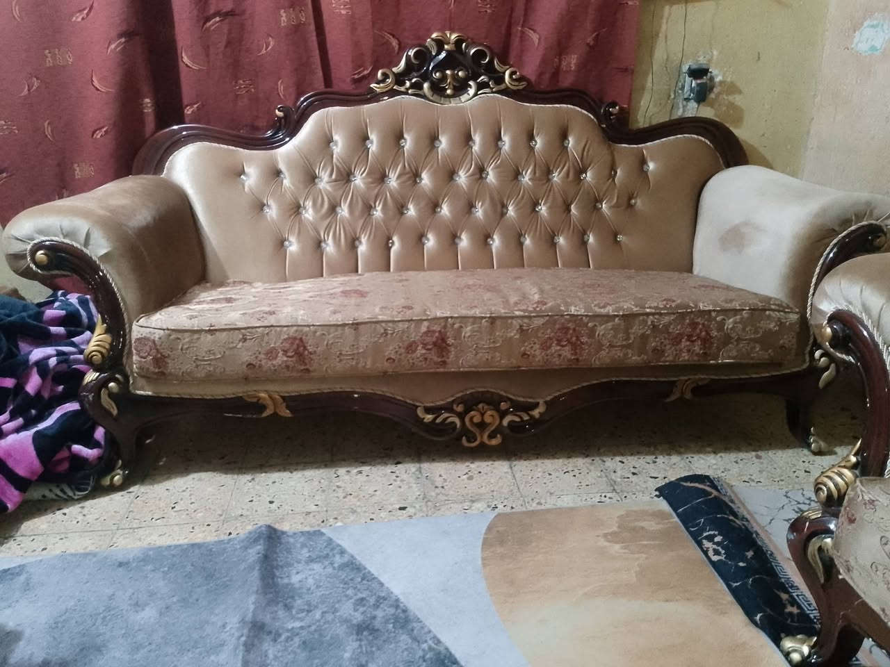 سلام عليكم تخم 10مقعد اخو جيدي بي ضرر بصيط شراي يتواصل ***********
