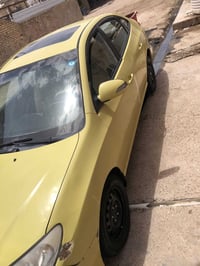 سيارة جاهزة 10 /‏للبيع مكينة 2000 ‏مكينة زيرو ‏اللون ليموني ‏سيارة ولا...