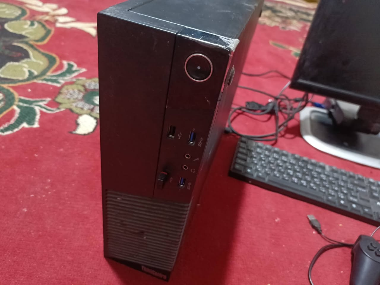 حاسبة منضدية كاملة وشغالة السعر 75 مكاني النجف حي ميسان


**إذا كنت صاحب هذا الإعلان وتريد حذفه لأي سبب، رجاءا أرسل رسالة إلى الدعم الفني**