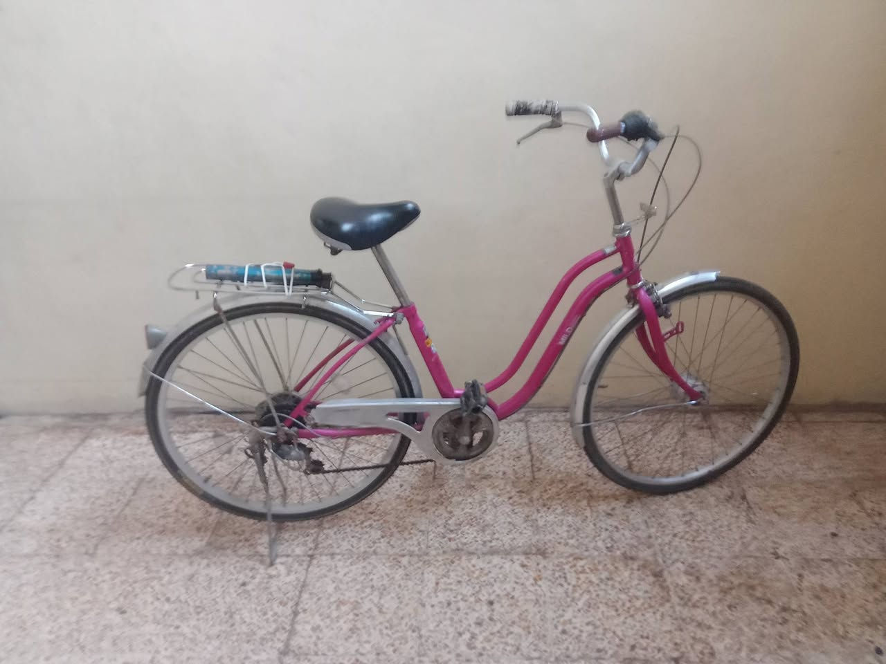 الحجم 26 المكان موصل سعر 95 وبي مجال الرقم ***********
