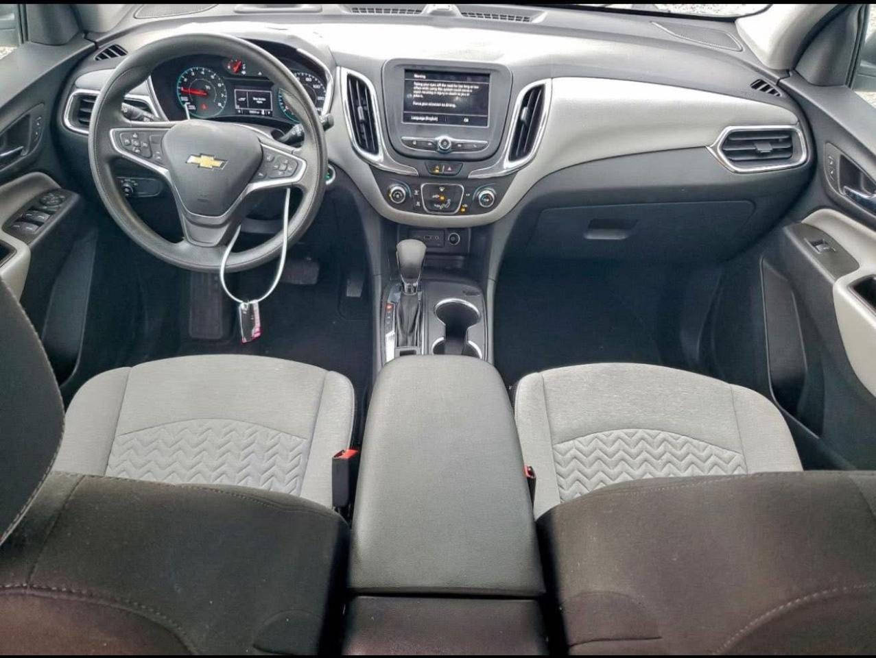 للبيع ‭٠٧٧٣ ٢٧٣ ٢١٩٦‬
