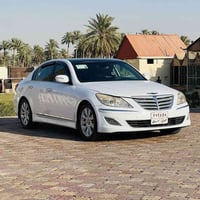 جينسس للبيع او مراوس مديل 2014  محرك V6 3300  فول موصفات  بصمه تشغيل  ...