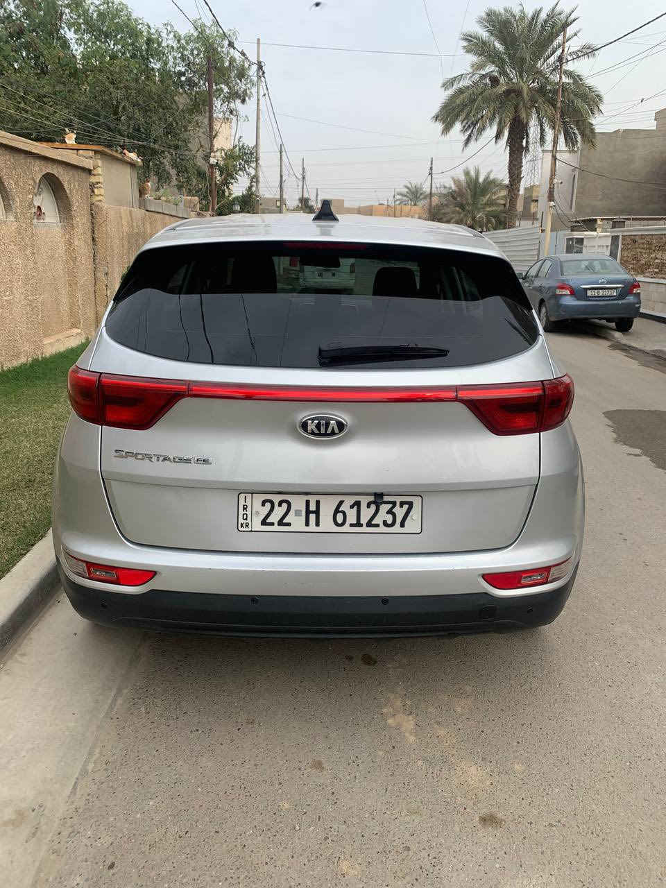 السلام عليكم كيا سبورتج امريكي للبيع موديل 2019
السعر 165 سويج لايت زينون اصلي
الحادث الهلال جاملغ خلف الصدر
 بدون ايرباك رقم اربيل بأسمي
 ماشيه 85 محرك 2400 جي دي اي 
تخم تاير جديد صدر جديد
ارضيه جلاتين تبريد قطعتين
كير محرك تبريد مكفولات
حساس خلفي شاشه تاب كامرا خلفيه كامرا اماميه تسجيل
مكاني الدورة الصحة ***********
