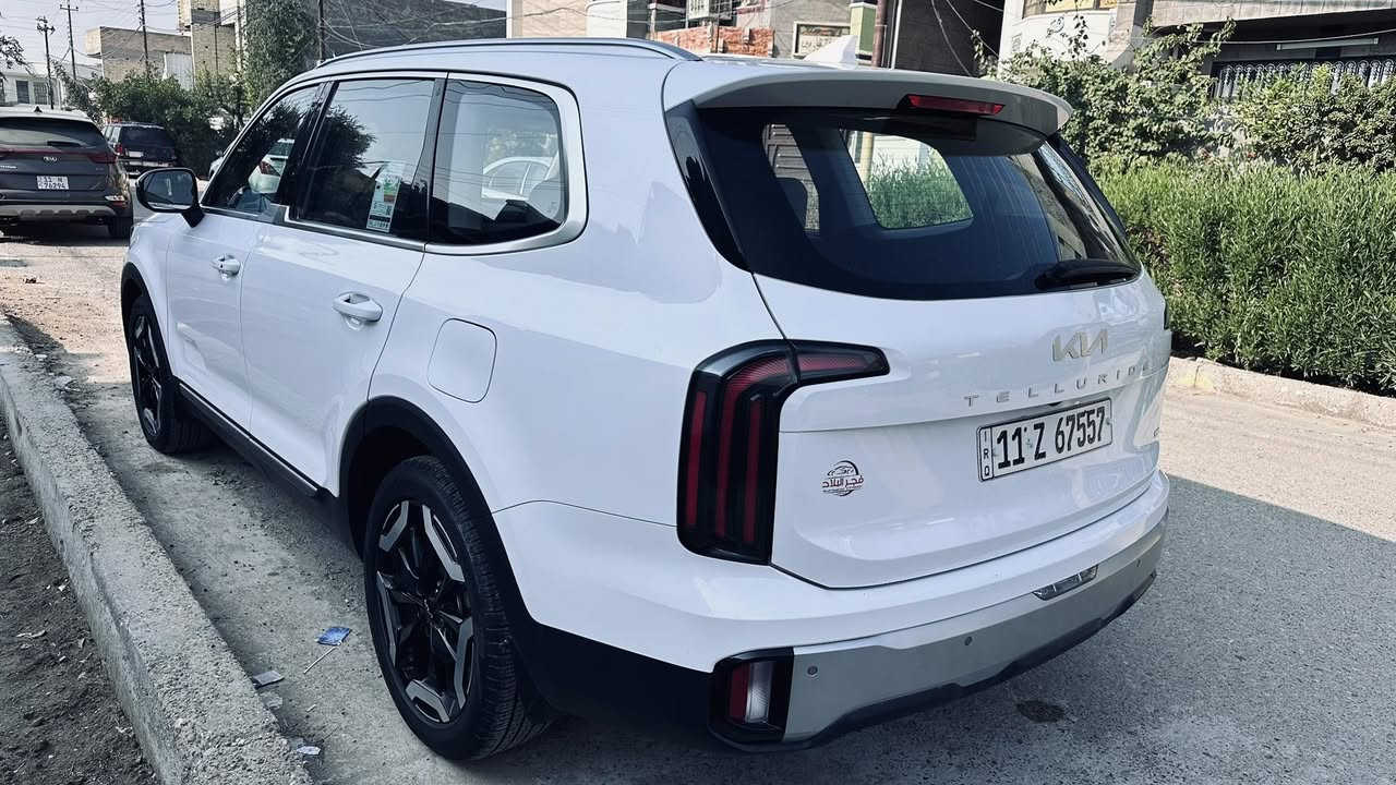 يالله سلام عليكم  رمز الفخامة الكورية كيا تلو رايد 2024 خليجي وكالة السيارة علة ادينة من الزيرو مكفولة كفالة عامة من كلشيي السيارة معروفة من ناحية نعومة وعزل ماحچي شي اعلة شي بالكيا السيارة فول مواصفات للأخير فول الفول مواصفات السيارة موصفات السيارة:
1-فتحة 
2-بصمة 
3- شاشة كبيرة متصلة 
4- مري شفط 
5- مناخ للتبريد منفصل 
6-كشنات امامية تدفأة وتبريد 
7- ماوس للتحكم بوضعيات القيادة 
8- سايد بريك كهربائي 
9- 7 وضعيات للقيادة 
10- فور ويل 
11- 3 قطع تبريد مركزي 
12- سبعة راكب 
13- باب خلفي كهربائي
14- انترة داخلية لد ثلجي 
15- بردات خلفية بلادية 
16- مقاعد الصف تطوي كهربائي 
17- منافذ شحن بالكراسي تايب سي 
18- تحكم في التبريد الخلفي منفصل 
للأستفسار *********** سعر السيارة 365 وبية مجال كلش قليل ومن تجي اشوفك بية عملة بالتليفون ما اعامل
