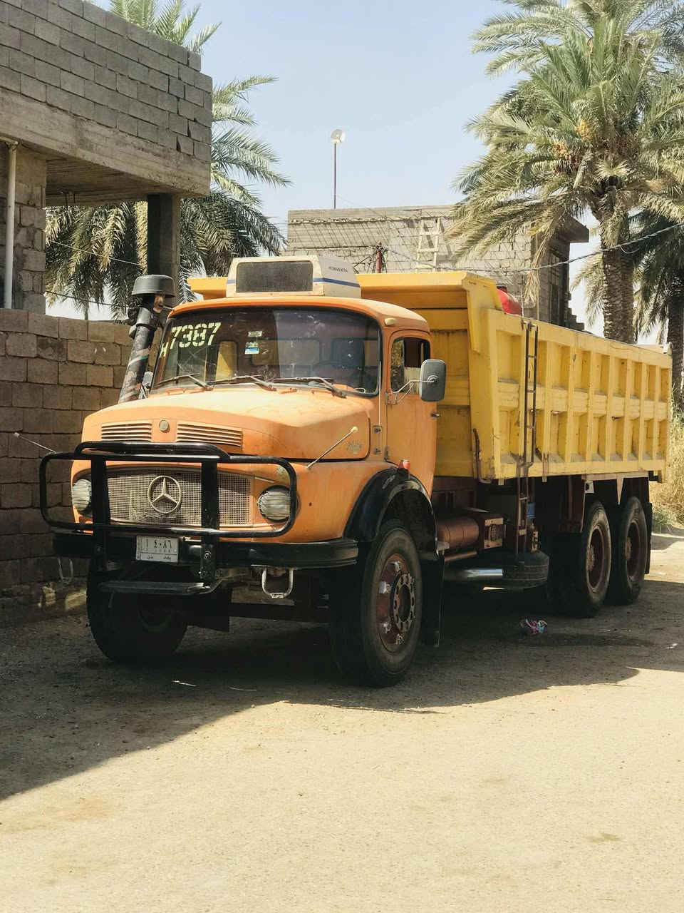 السلام عليكم قجم عدد2للبيع وحده مديل82وحده مديل 80بسمي الاتصال /***********
