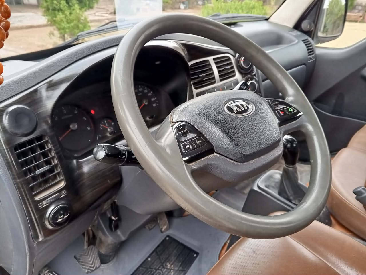 كيا حمل موديل2019 كير محرك اكسل تبريد شغال رقم بغداد نكليزي  تحويل مباشر ب اسمي سنويه ل 30 السعر 123ورقه ديالى الخالص للاتصال ***********  رجاا الموشراي لايكسر بمال العالم. ***********
